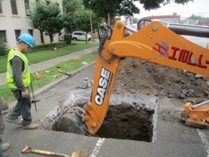 Excavating for wet connection