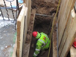 Tunnel for new pipe