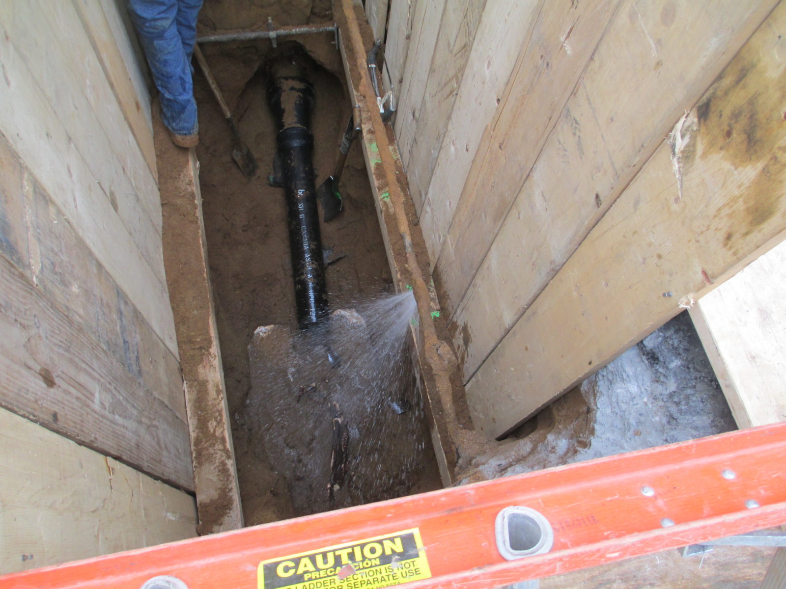 New sewer pipe and leaking water line