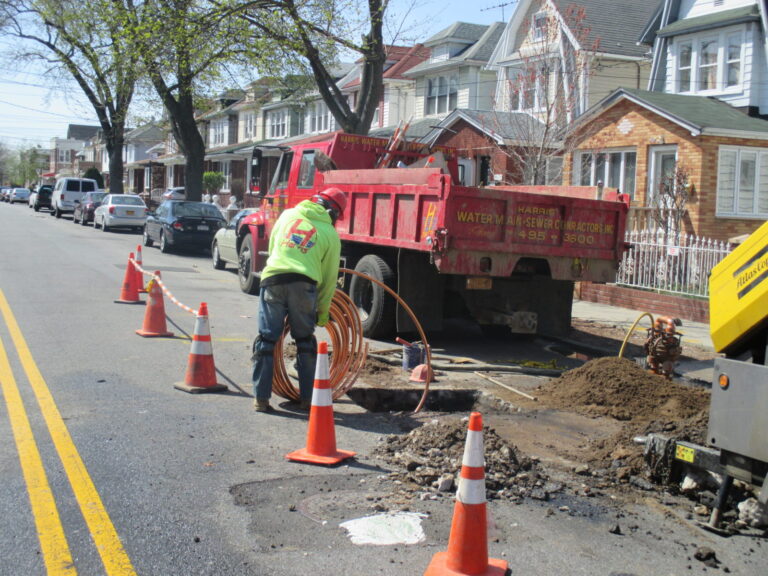 how-to-replace-a-leaking-water-main-in-manhattan-brooklyn-queens-bronx-5