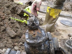 The damaged wet connection valve