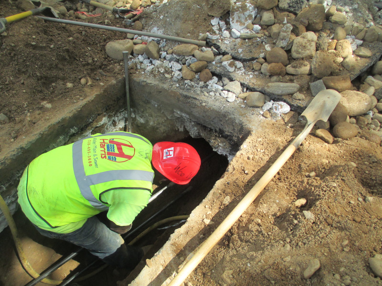 water underground install take installation tunnel nyc line does process harriswatermainandsewers