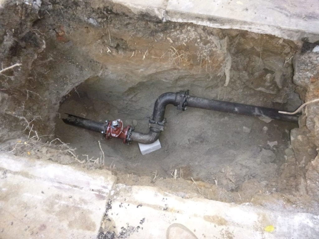 Curb valve & surrounding piping