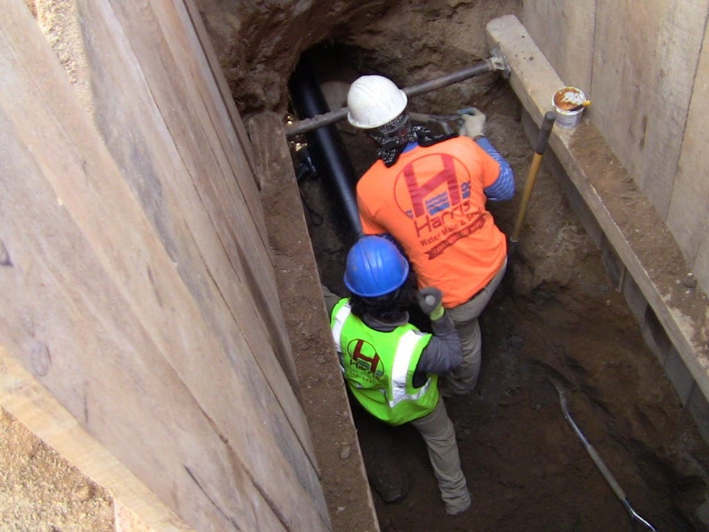 installing new pipe in street